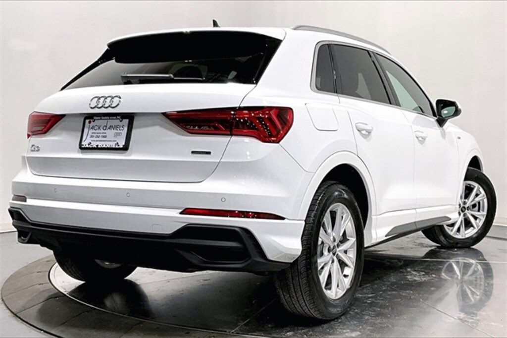 Certified 2025 Audi Q3 Premium SUV
