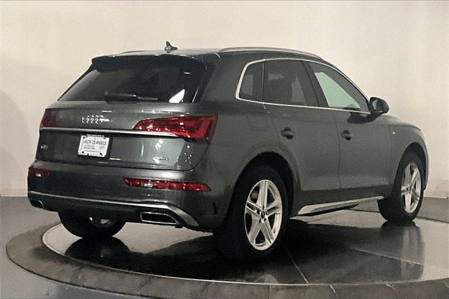 Used 2021 Audi Q5 Premium Plus with VIN WA1E2AFY0M2140945 for sale in Saddle River, NJ