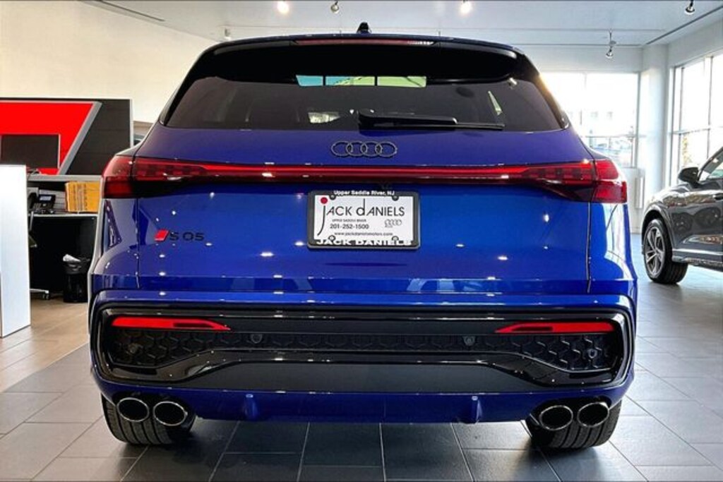 New 2025 Audi SQ5 3.0T Premium Plus SUV
