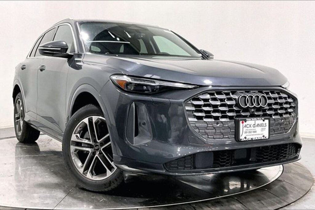 New 2026 Audi Q5 2.0T Premium Plus SUV