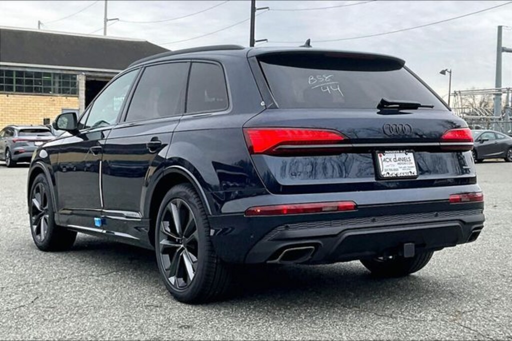 New 2026 Audi Q7 55 Premium Plus SUV