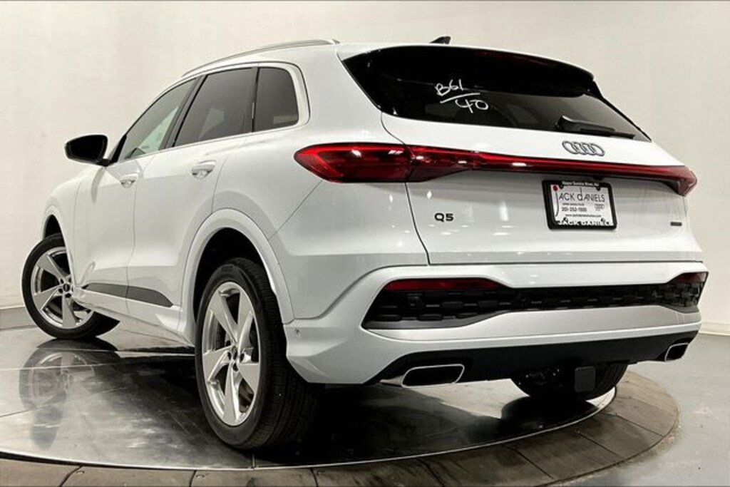 New 2025 Audi Q5 2.0T Premium Plus SUV