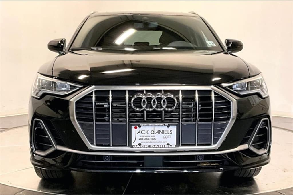 Certified 2025 Audi Q3 Premium SUV