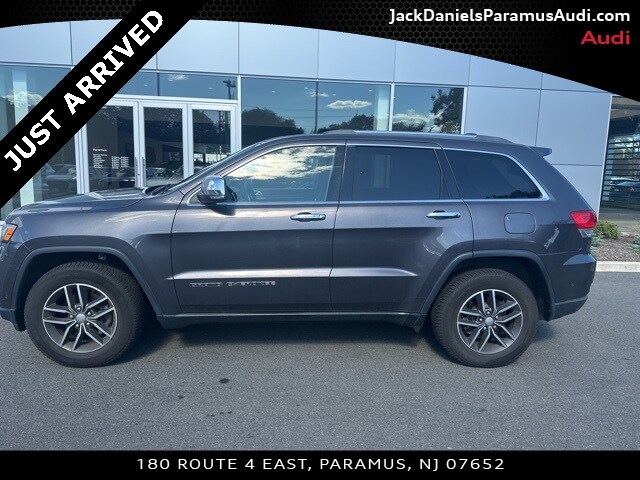 2018 Jeep Grand Cherokee Limited photo 2