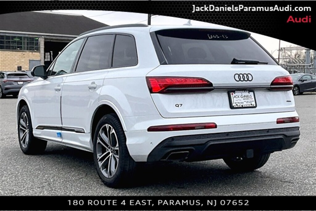 New 2026 Audi Q7 Premium SUV