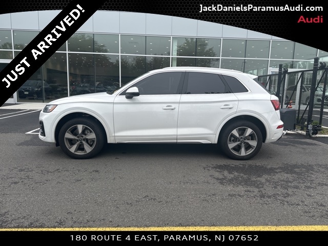 Certified 2024 Audi Q5 Premium Plus with VIN WA1BBAFY6R2018505 for sale in Paramus, NJ