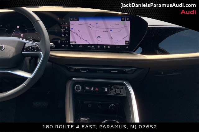 2025 Audi Q5 Premium - Photo 6