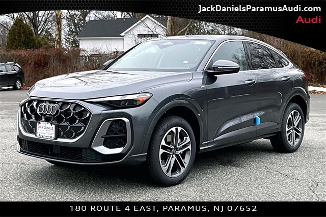 2025 Audi Q5 Sportback 45 Premium's photo