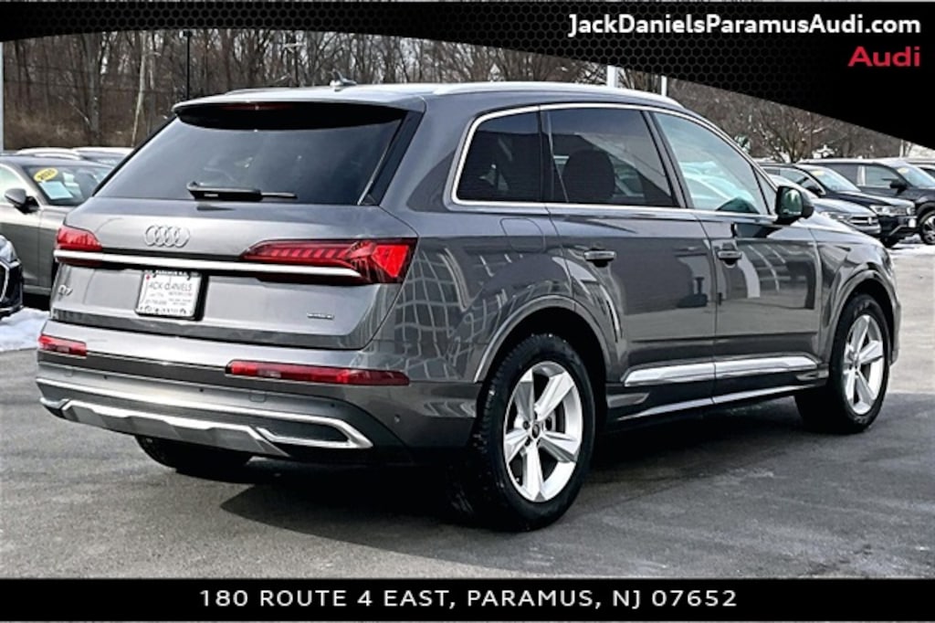 Used 2023 Audi Q7 45 Premium Plus SUV
