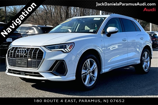 2024 Audi Q3 45 TFSI S Line Premium Plus quattro's photo
