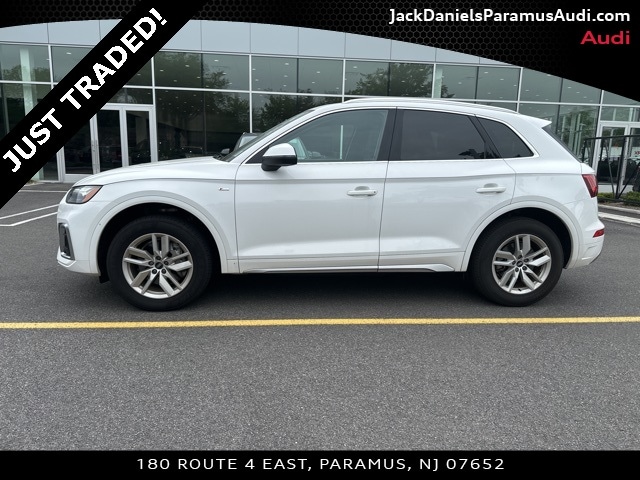 Certified 2022 Audi Q5 Premium with VIN WA1GAAFY1N2027289 for sale in Paramus, NJ