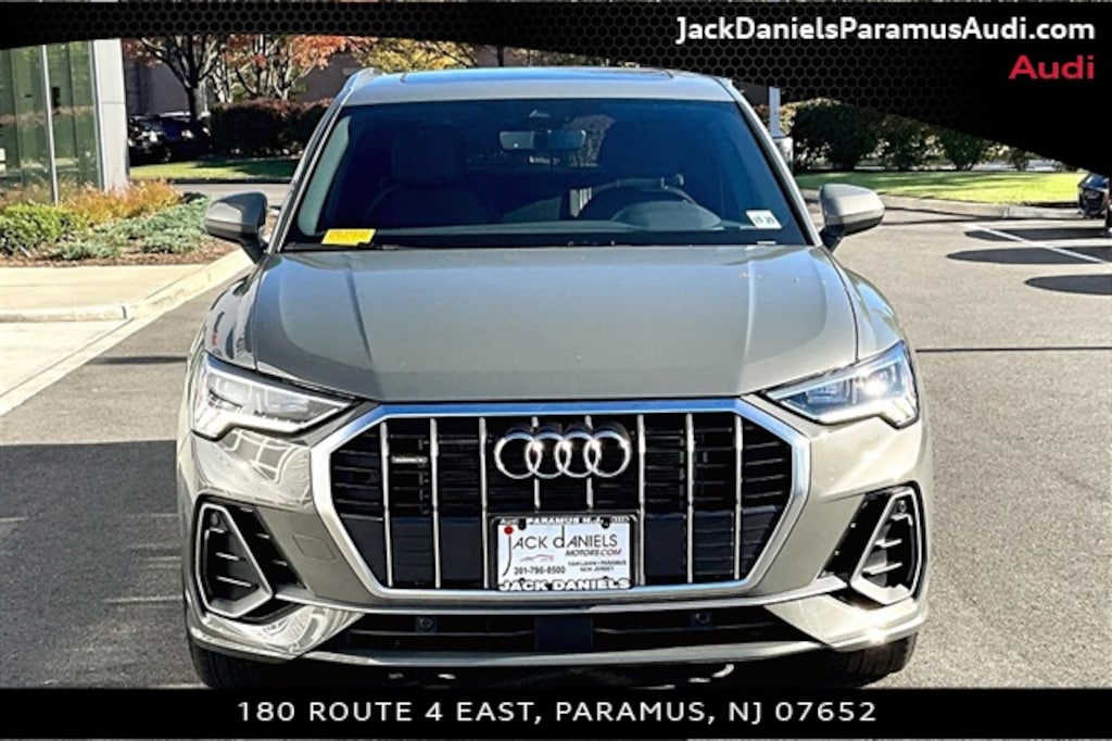 Used 2024 Audi Q3 Premium SUV