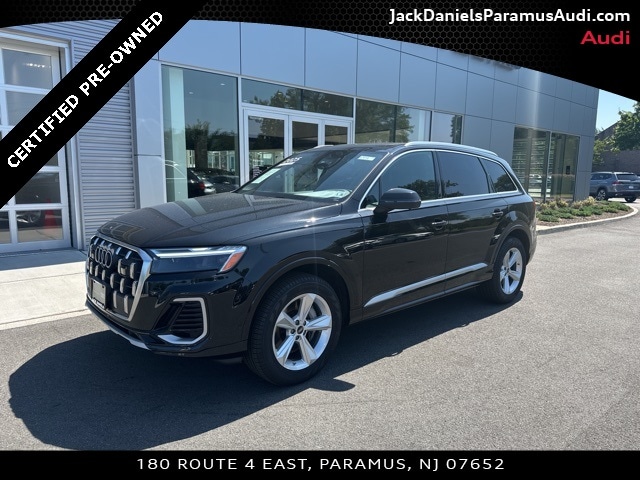 2025 Audi Q7 45 Premium SUV