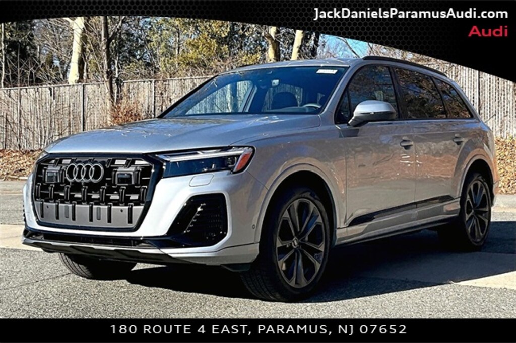 New 2025 Audi Q7 55 Premium Plus SUV