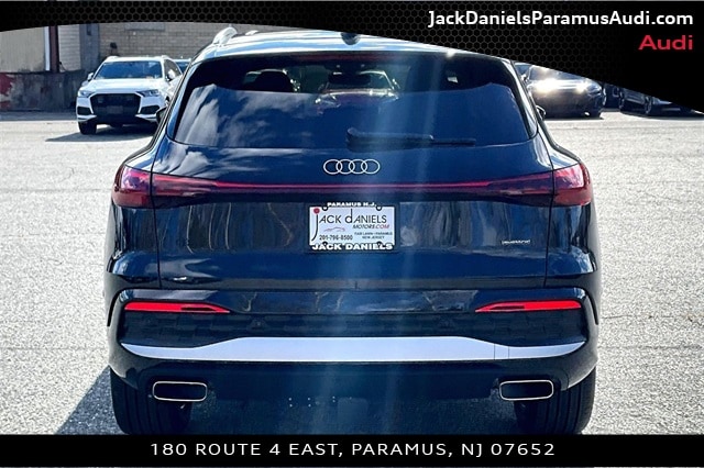 2025 Audi Q5 Premium Plus - Photo 4