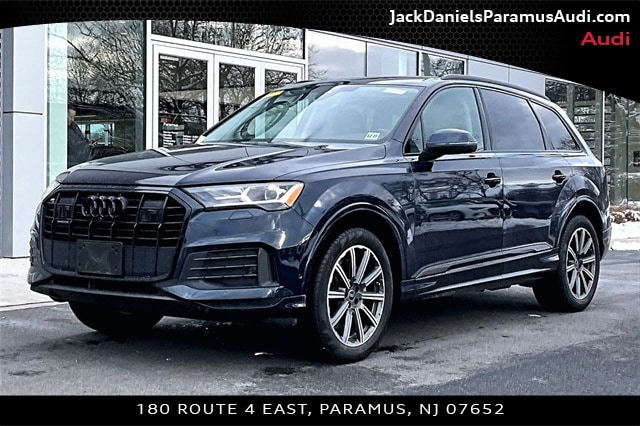 2023 Audi Q7 45 Premium Plus quattro Tiptronic's photo