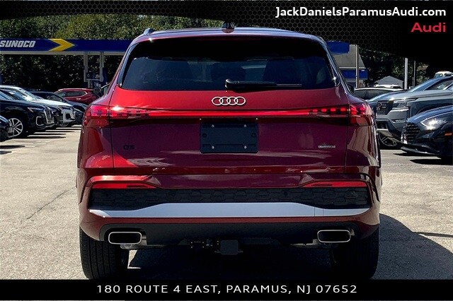 2025 Audi Q5 2.0T Premium Plus photo 4