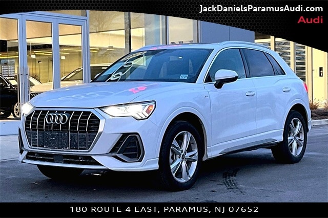 2024 Audi Q3 45 TFSI S Line Premium Plus quattro's photo