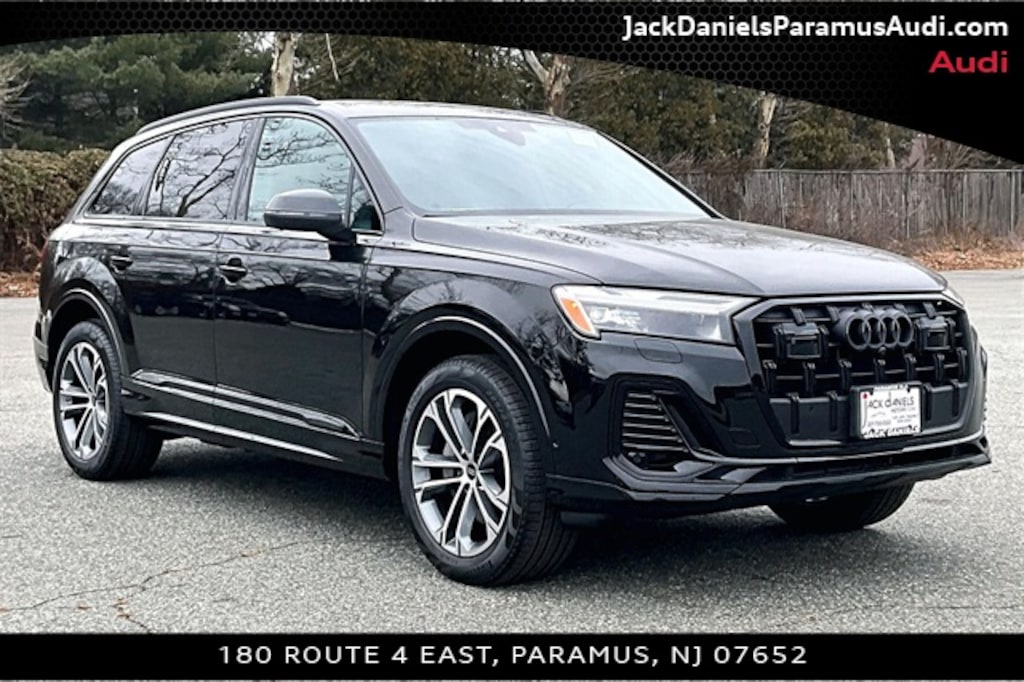 New 2026 Audi Q7 45 Premium SUV