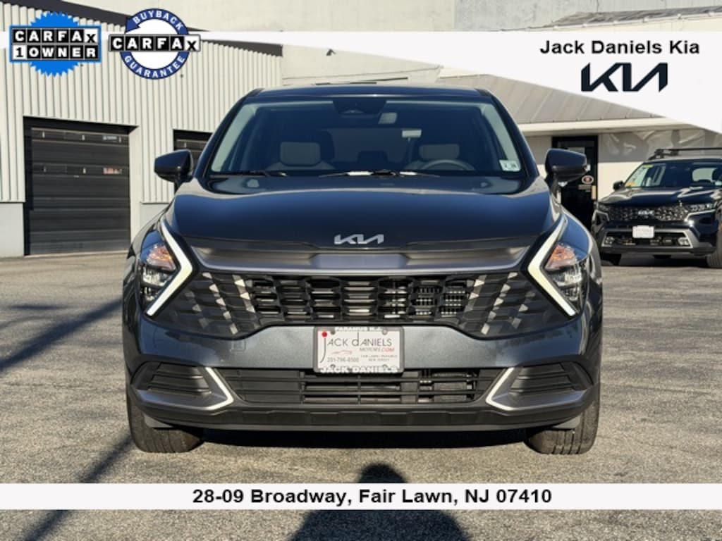 Certified 2023 Kia Sportage Hybrid LX SUV