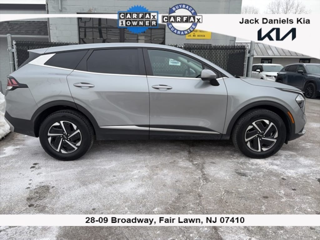 Certified 2023 Kia Sportage Hybrid LX SUV