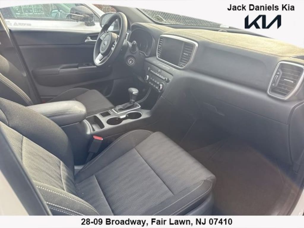 Certified 2022 Kia Sportage LX SUV