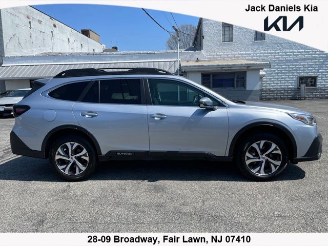 2022 Subaru Outback Limited - Photo 6
