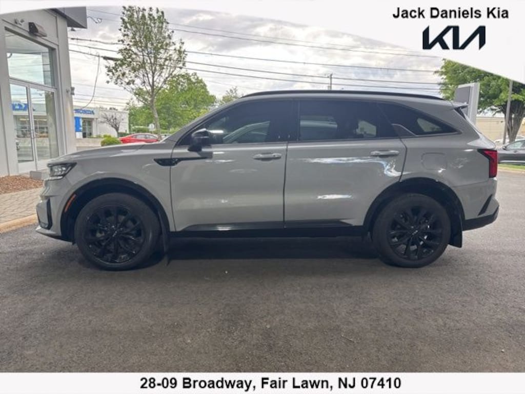 Certified 2022 Kia Sorento SX SUV