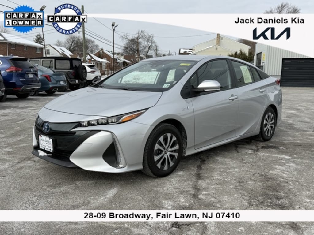 Used 2022 Toyota Prius Prime LE Hatchback