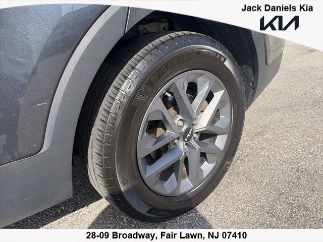 2023 Kia Telluride LX - Photo 18