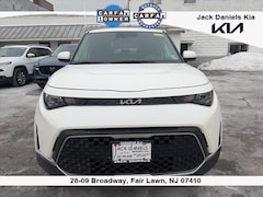2023 Kia Soul LX Hatchback
