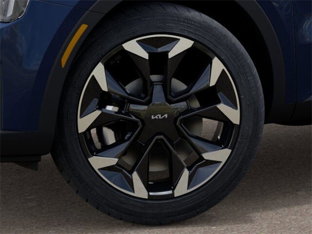 2025 Kia Sorento EX photo 3