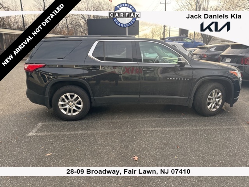 Used 2020 Chevrolet Traverse LT SUV