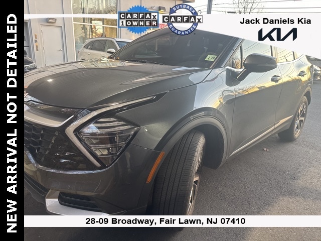 2024 Kia Sportage EX's photo
