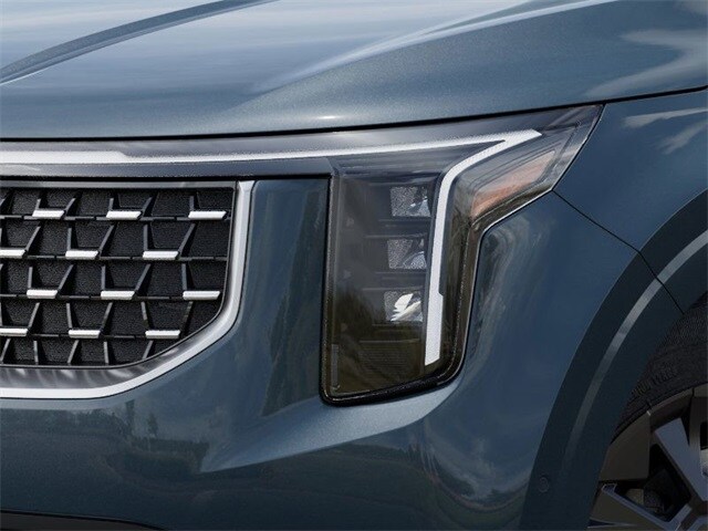2026 Kia Carnival SX photo 4