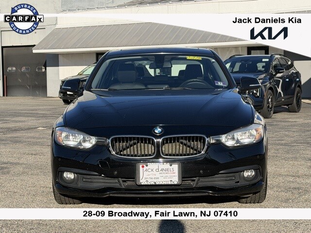 2017 Bmw 320i xDrive photo 2