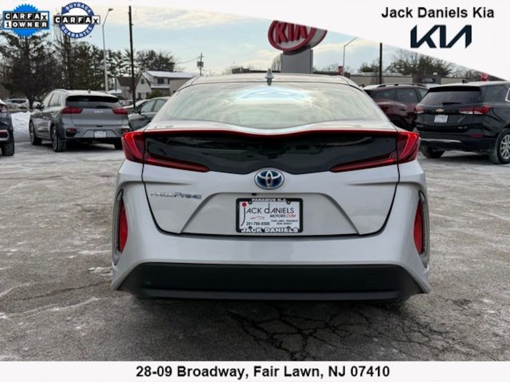Used 2022 Toyota Prius Prime LE Hatchback