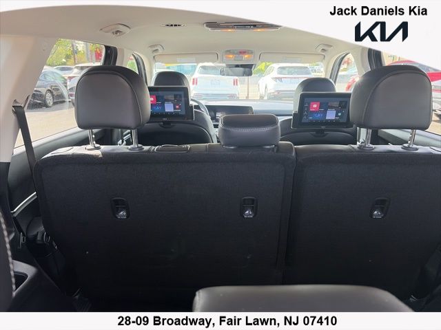2023 Kia Telluride LX - Photo 16