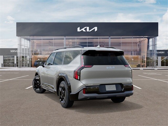 2026 Kia EV9 GT-Line photo 4