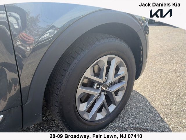 2023 Kia Telluride LX - Photo 20