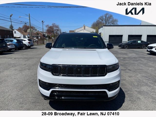 2024 Jeep Grand Wagoneer L