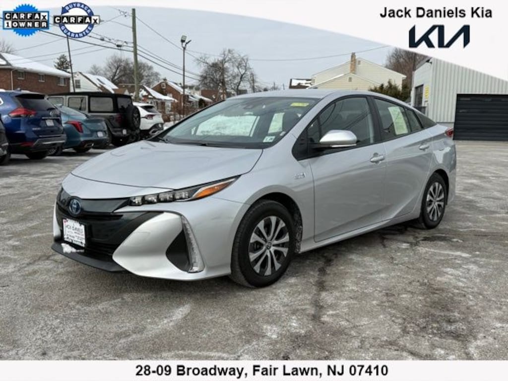 Used 2022 Toyota Prius Prime LE Hatchback