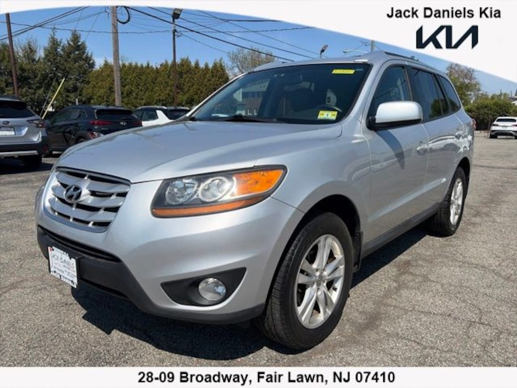Used 2011 Hyundai Santa Fe SE SUV