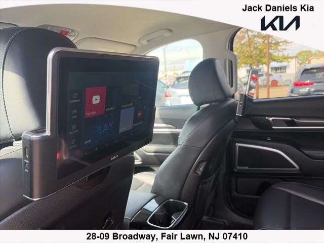 2023 Kia Telluride LX - Photo 8