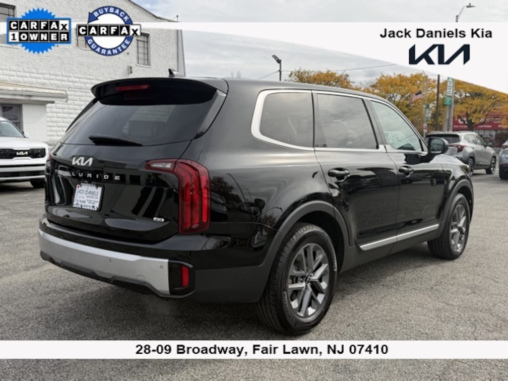 Certified 2024 Kia Telluride LX SUV