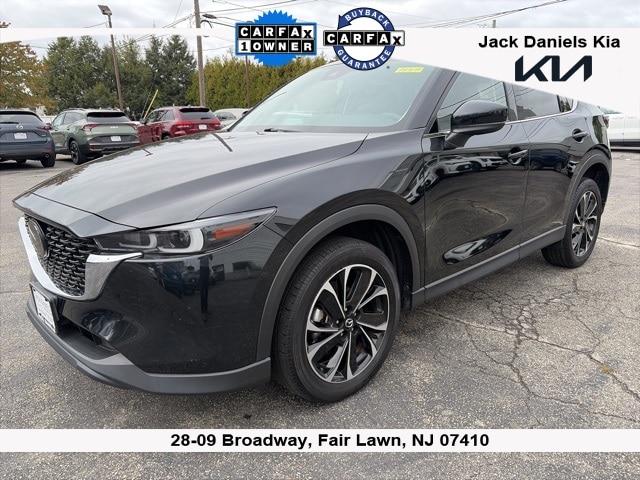 2022 Mazda CX-5 S Premium package