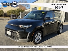 2023 Kia Soul LX Hatchback