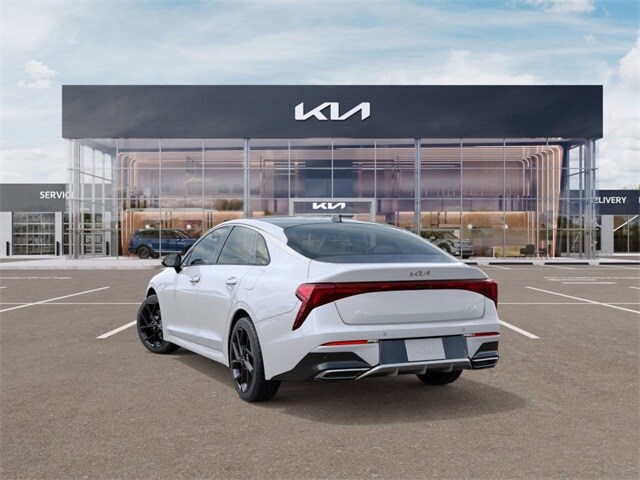 2026 Kia K5 GT-Line photo 4