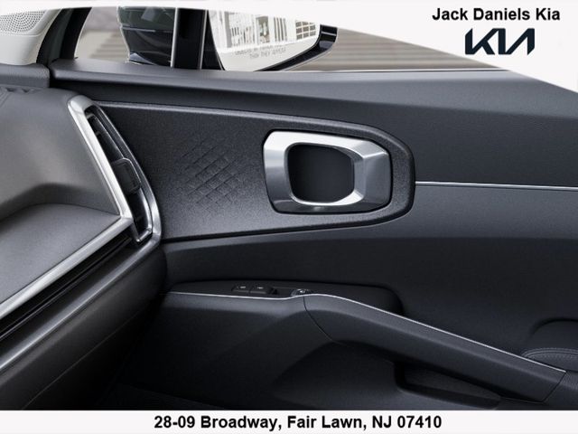 2025 Kia Sorento EX - Photo 25
