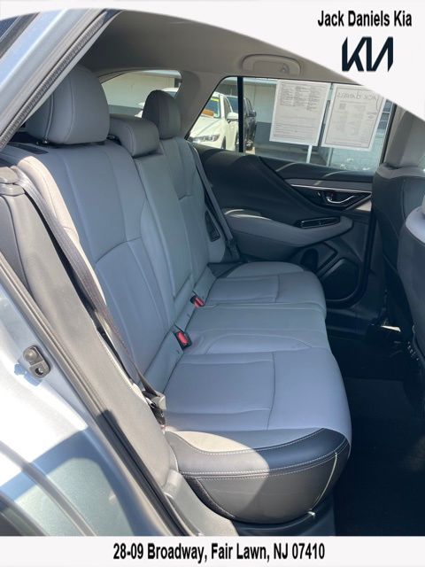 2022 Subaru Outback Limited - Photo 16